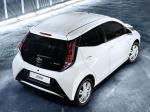 Toyota Aygo x-play 5-Door 2014 года